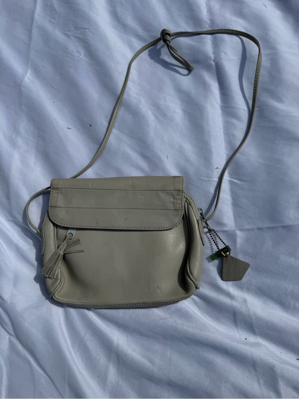 Women's Leather Crossbody Bag in Light Gray
